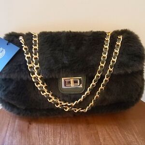 House of harlow 1960 faux fur flap bag. NEW